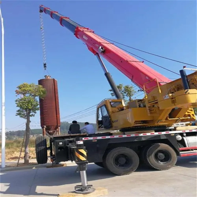 秦皇岛专业吊车租赁多少钱