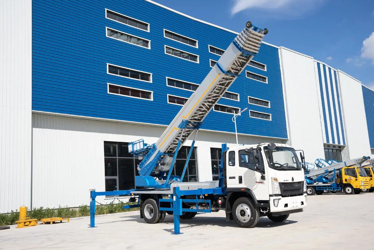 秦皇岛小型云梯车上料车租赁多少钱